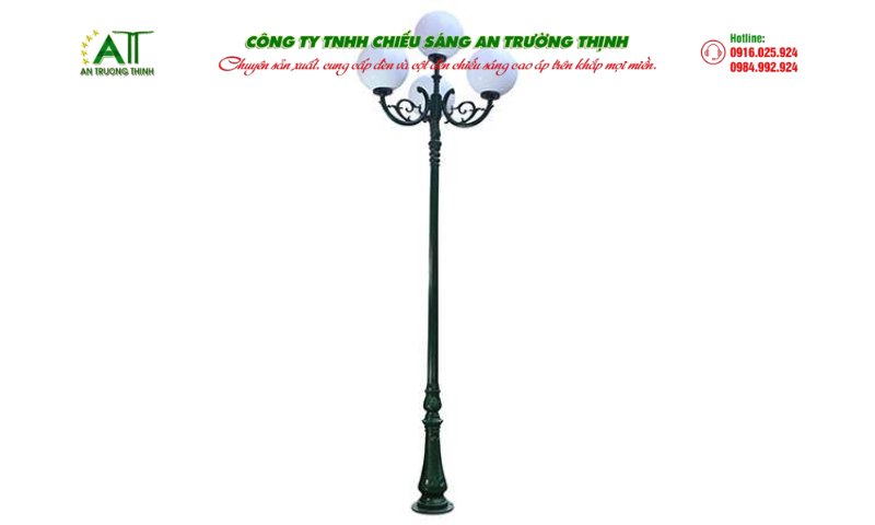 cột đèn đế gang