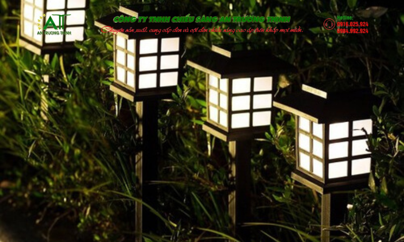 đèn led năng lượng mặt trời sân vườn